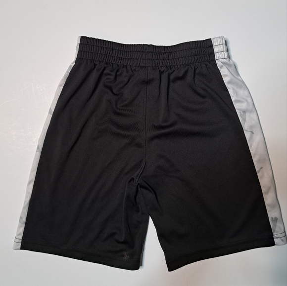 Boys Size 7 Puma Black and Gray Athletic Shorts - Picture 3 of 4